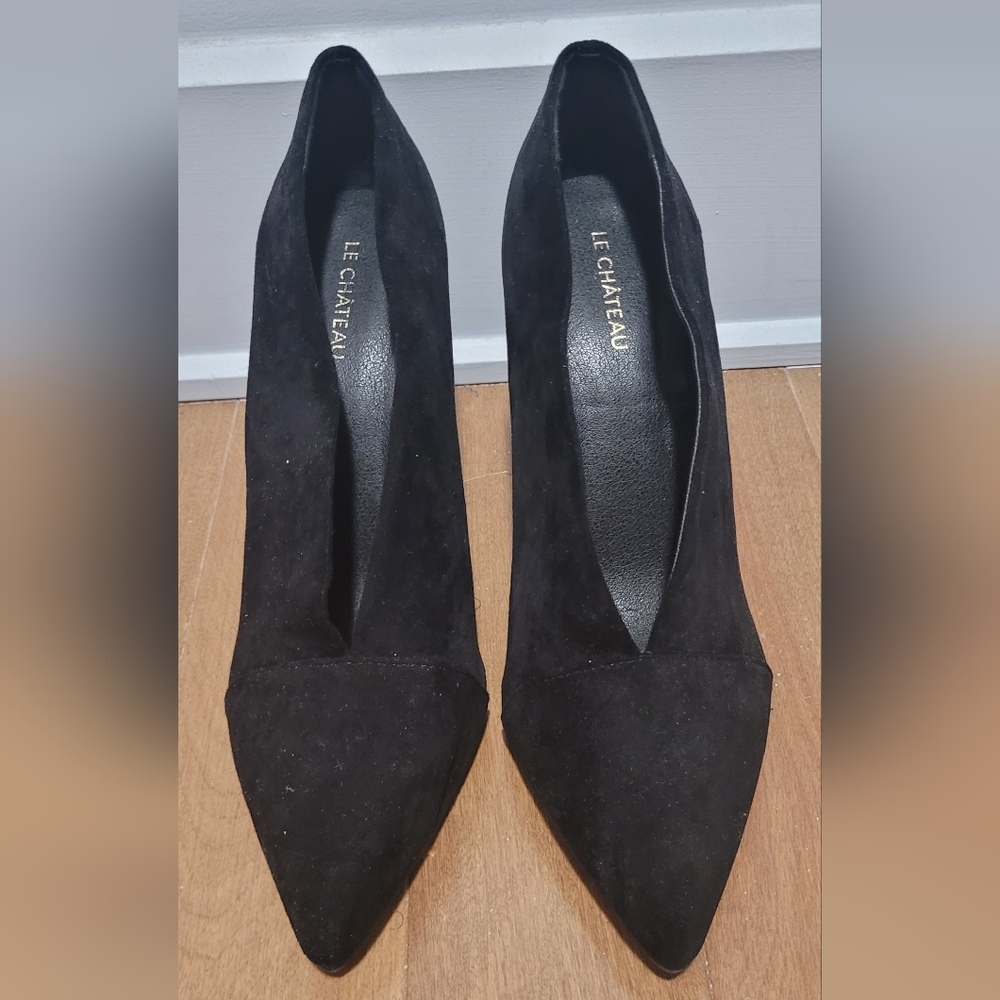 Chateau Women's Elegant Black Heels